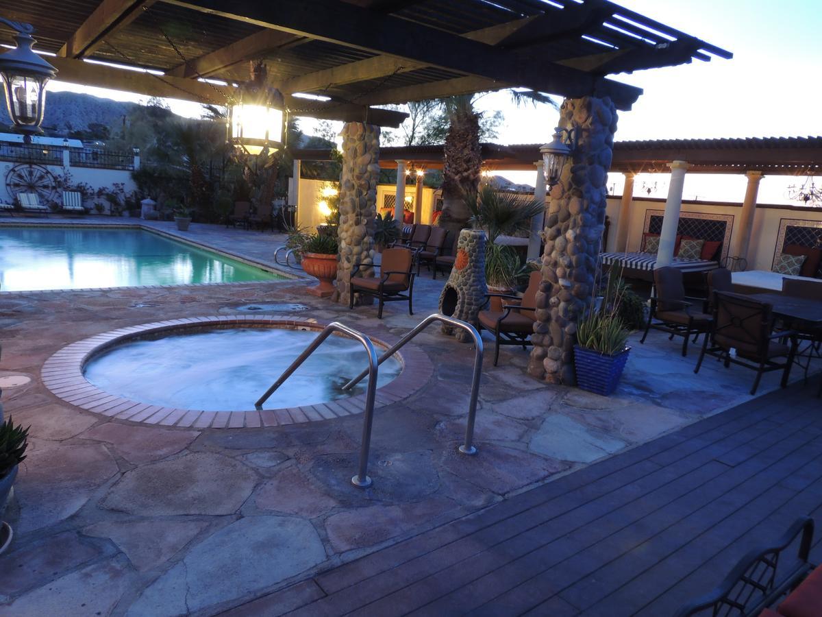 Tuscan Springs Hotel & Spa Desert Hot Springs Exterior foto
